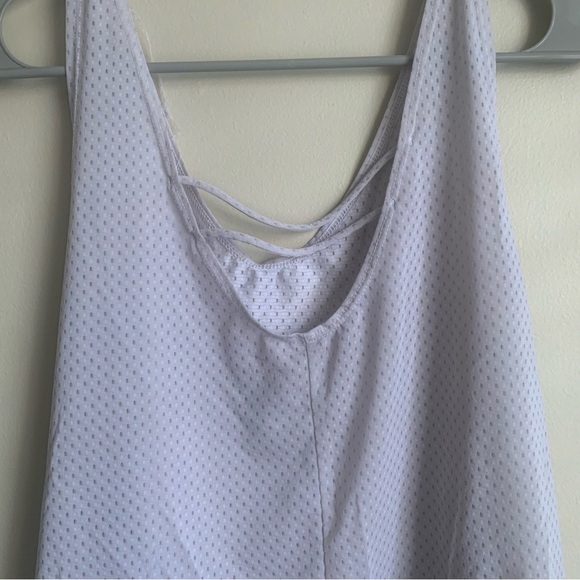 Nike Dr Fit Light Gray high low lightweight tank Top size 2XL - Picture 4 of 6